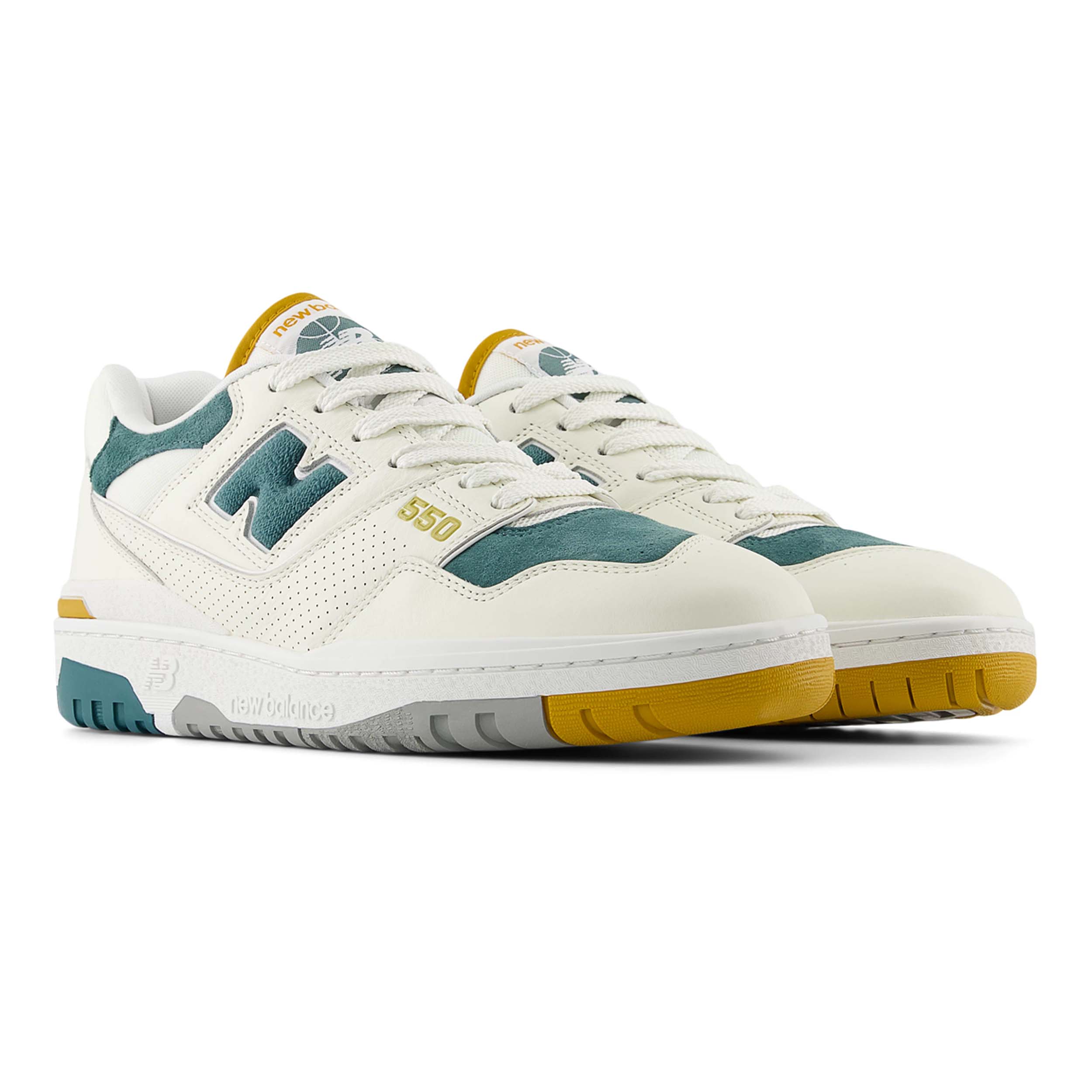 New Balance 550 Sneaker Sea Salt/New Spruce