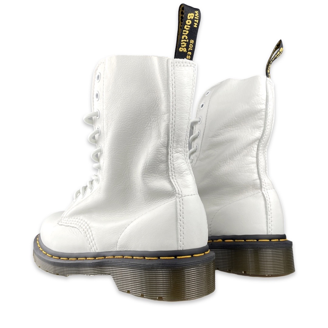 Dr. Martens 1490 Boot Optical White Virginia