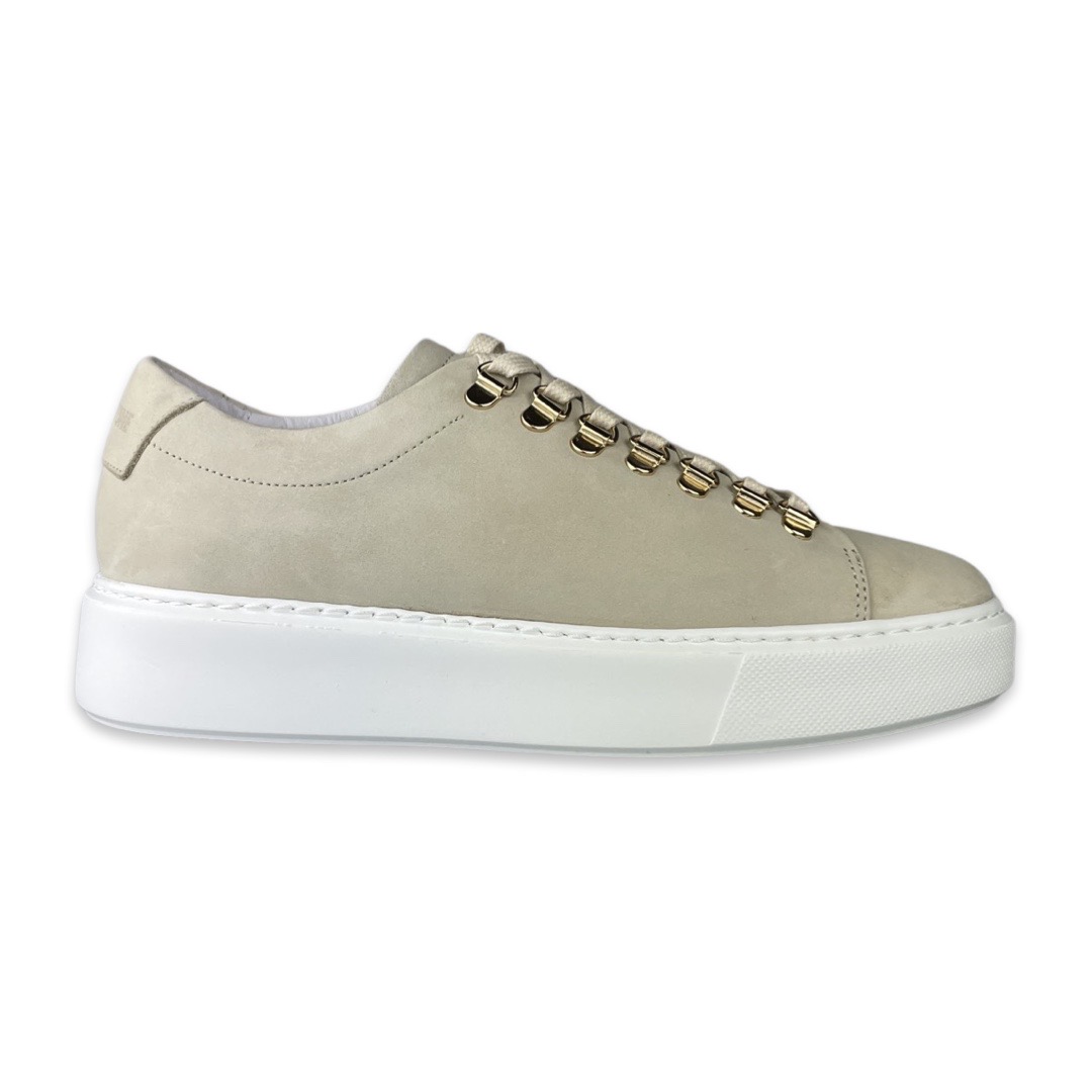 Blackstone Sneaker Almond Milk