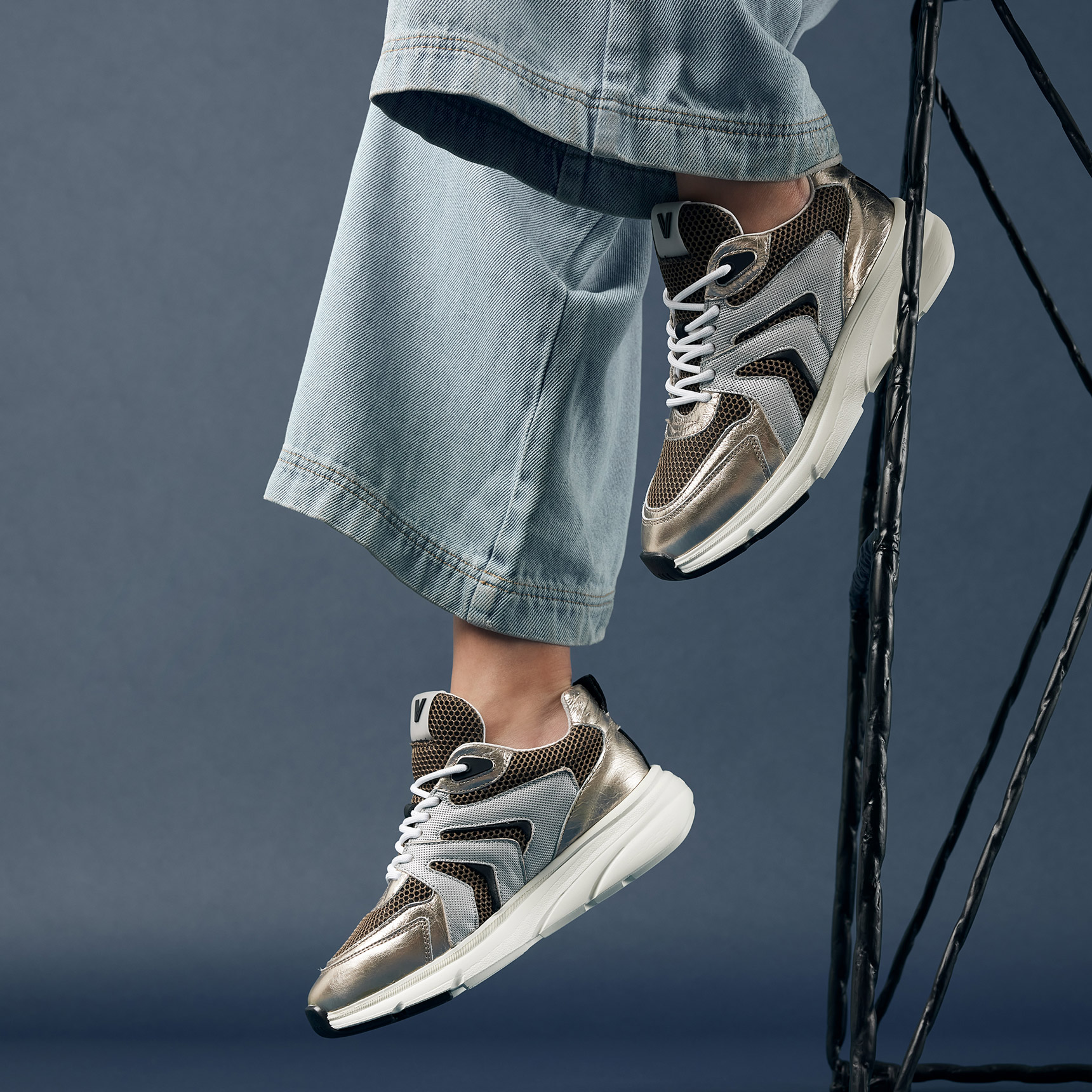 VIA VAI 62027 Sneaker Vic Taylor Platino
