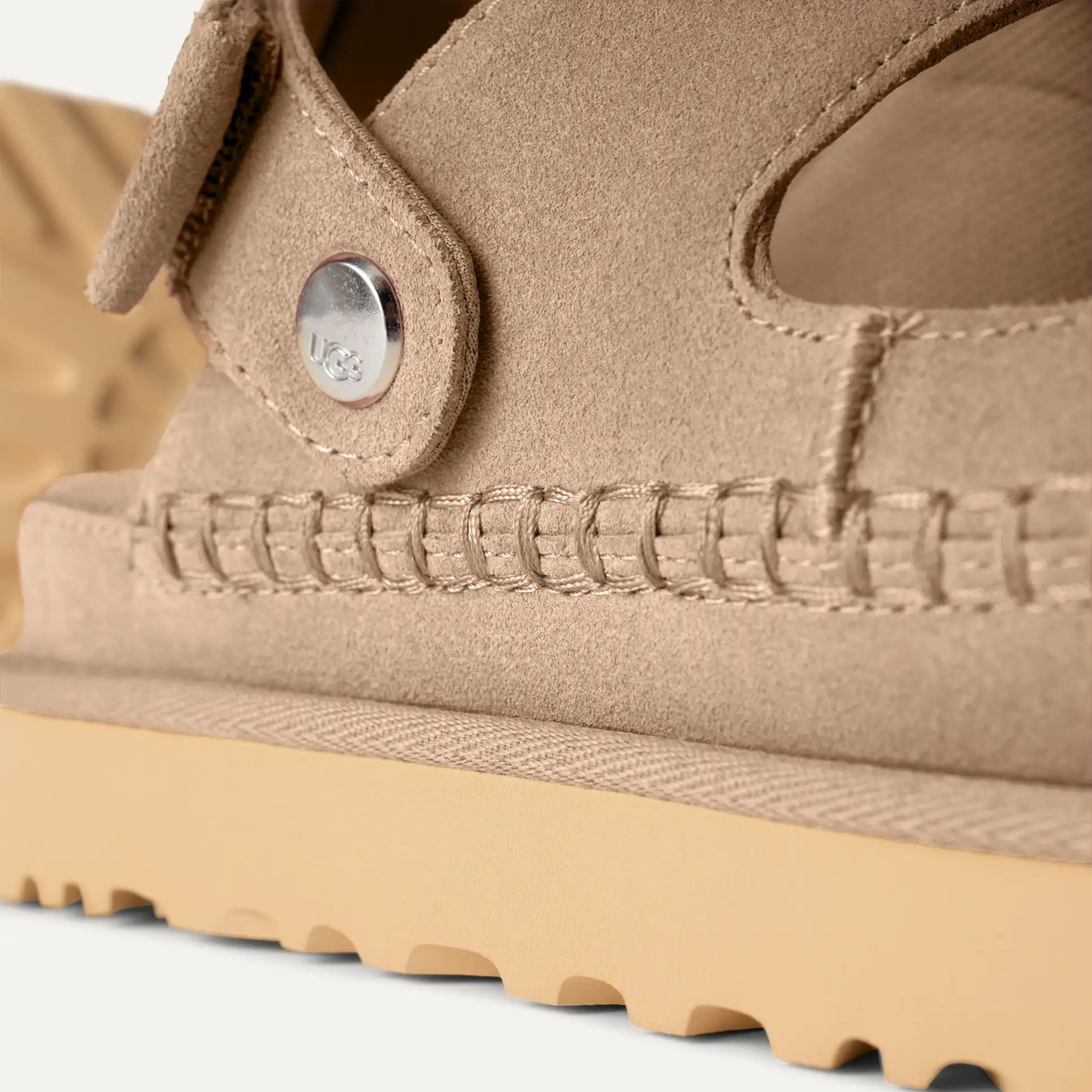UGG 1167399 Sandaal Goldenstar Glide Sand