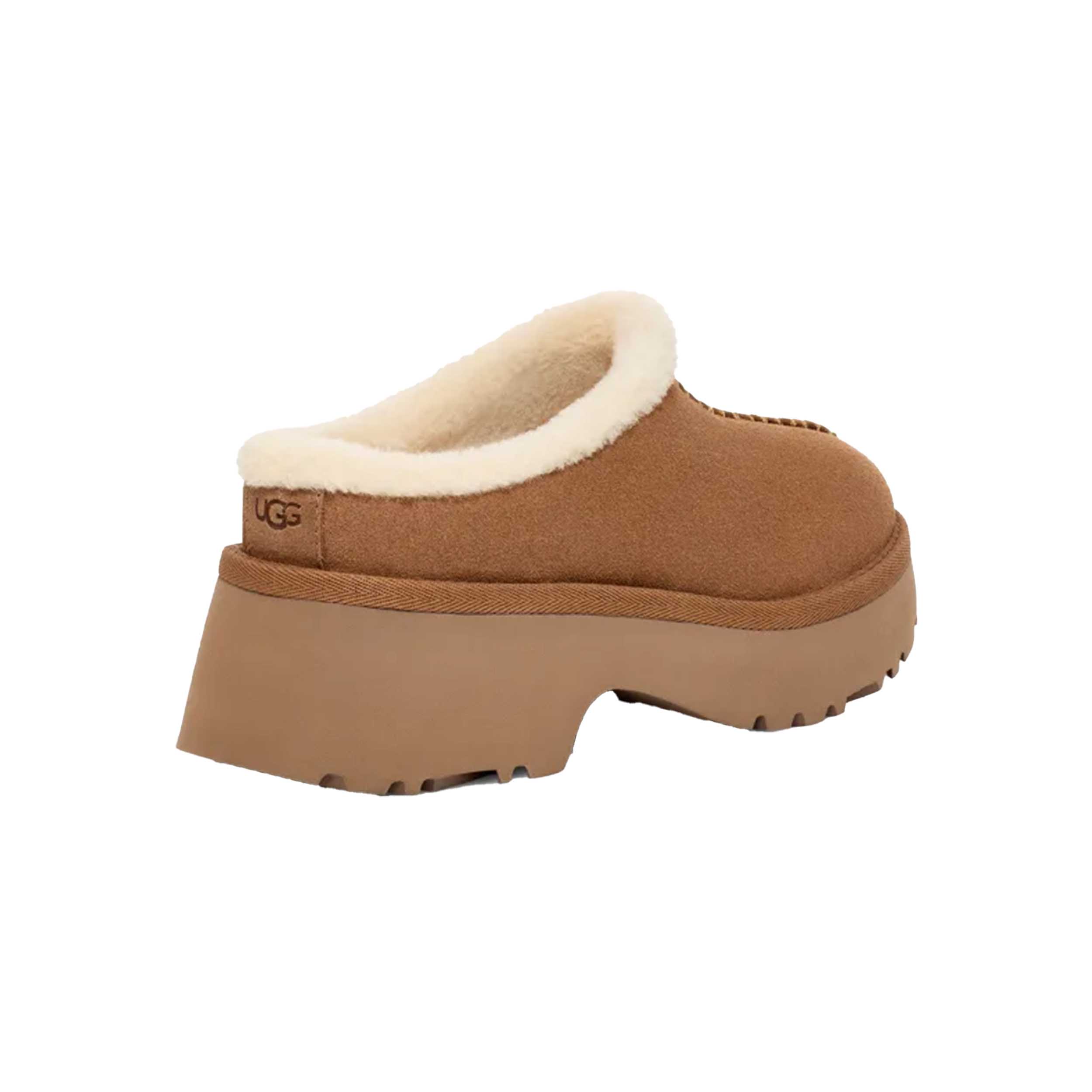 UGG 1162510 Muil New Heights Cozy Chestnut